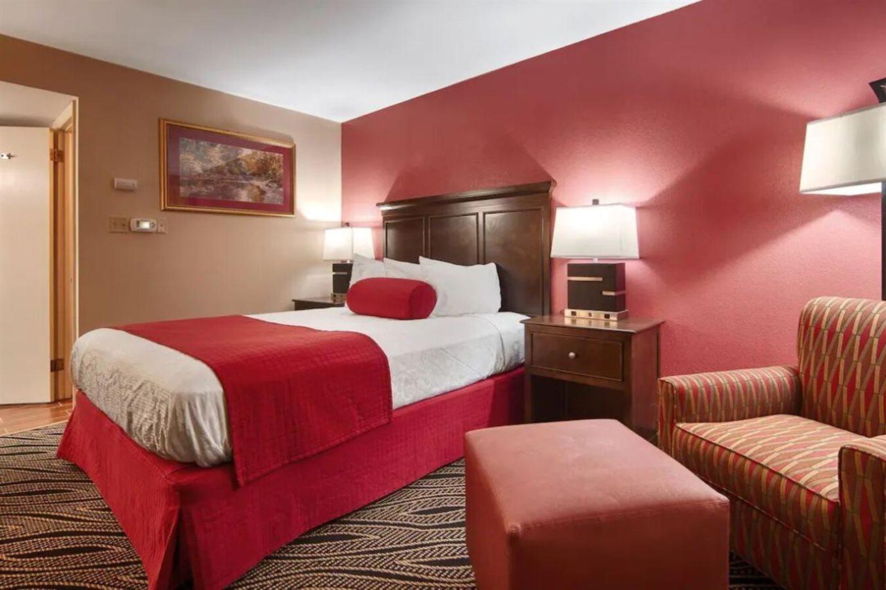 Best Western Braddock Inn La Vale Экстерьер фото