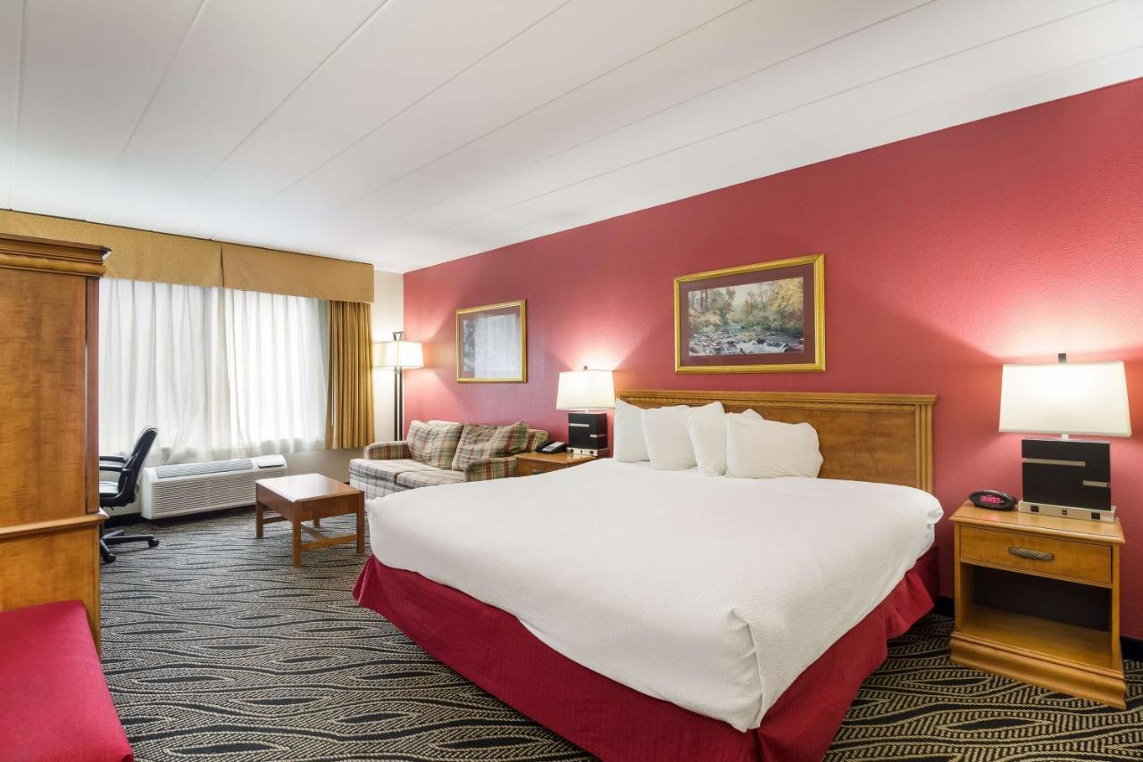 Best Western Braddock Inn La Vale Экстерьер фото