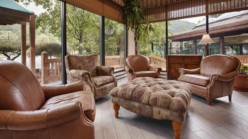 Best Western Braddock Inn La Vale Экстерьер фото